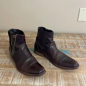 Steve Madden Mens’ size 11 leather boot